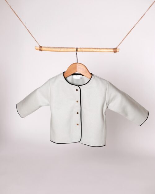 vaikiškas vilnos švarkelis