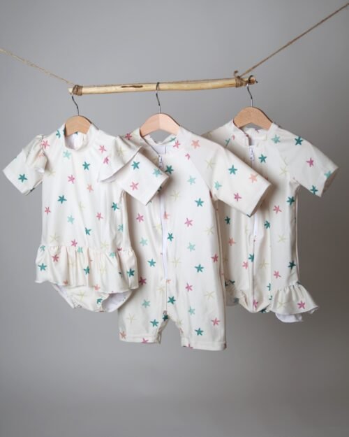 maudymosi kostiumėlis su sijonu mergaitei