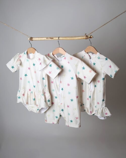 mergaitiškas maudymukas