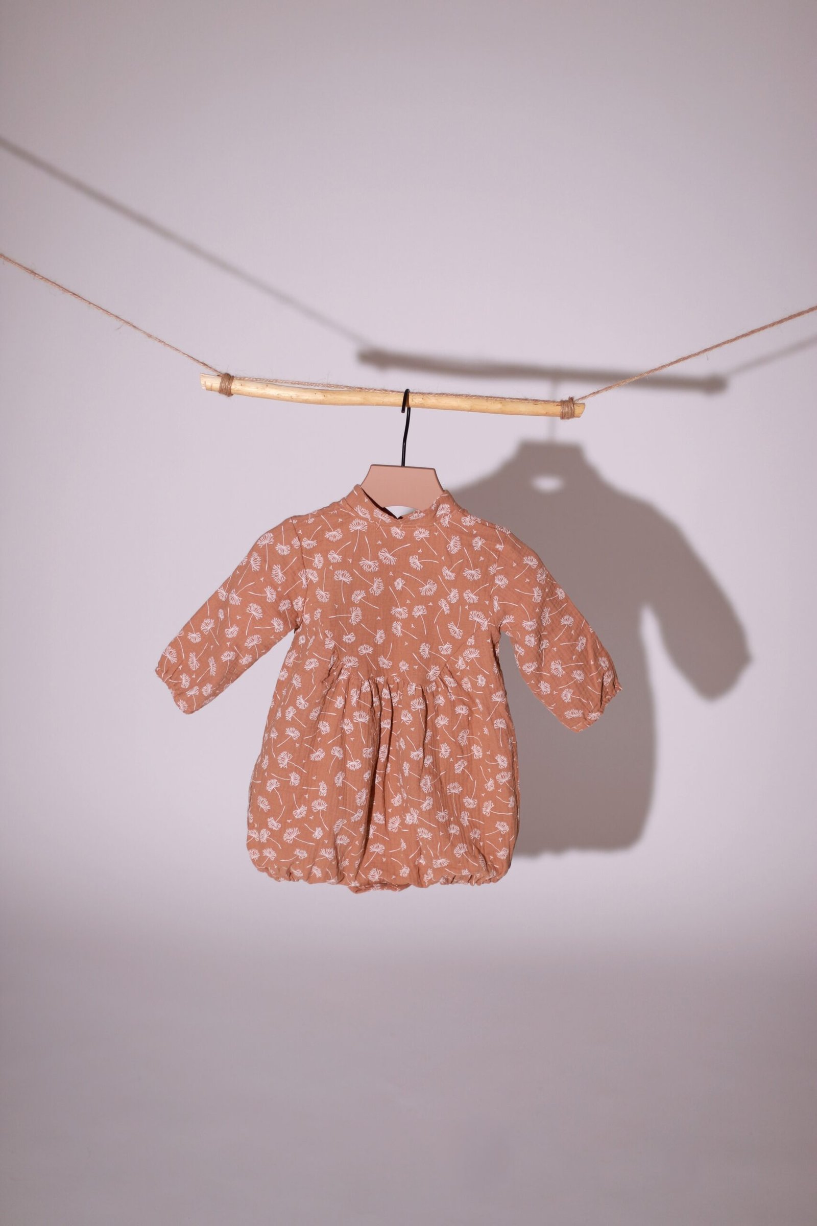 vaikiškas muslino kombinezonas