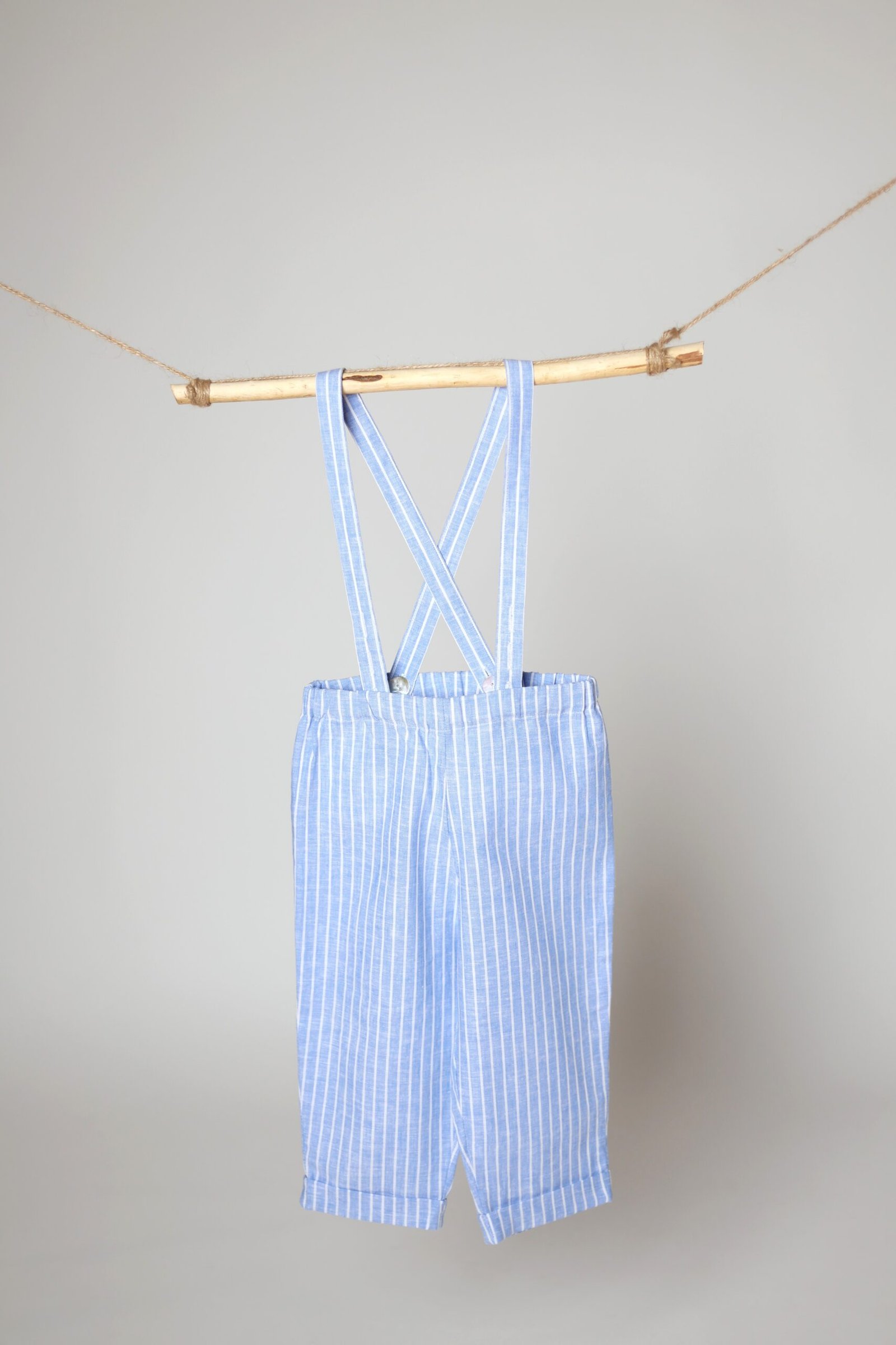 dryžuotos vaikiškos lininės kelnės