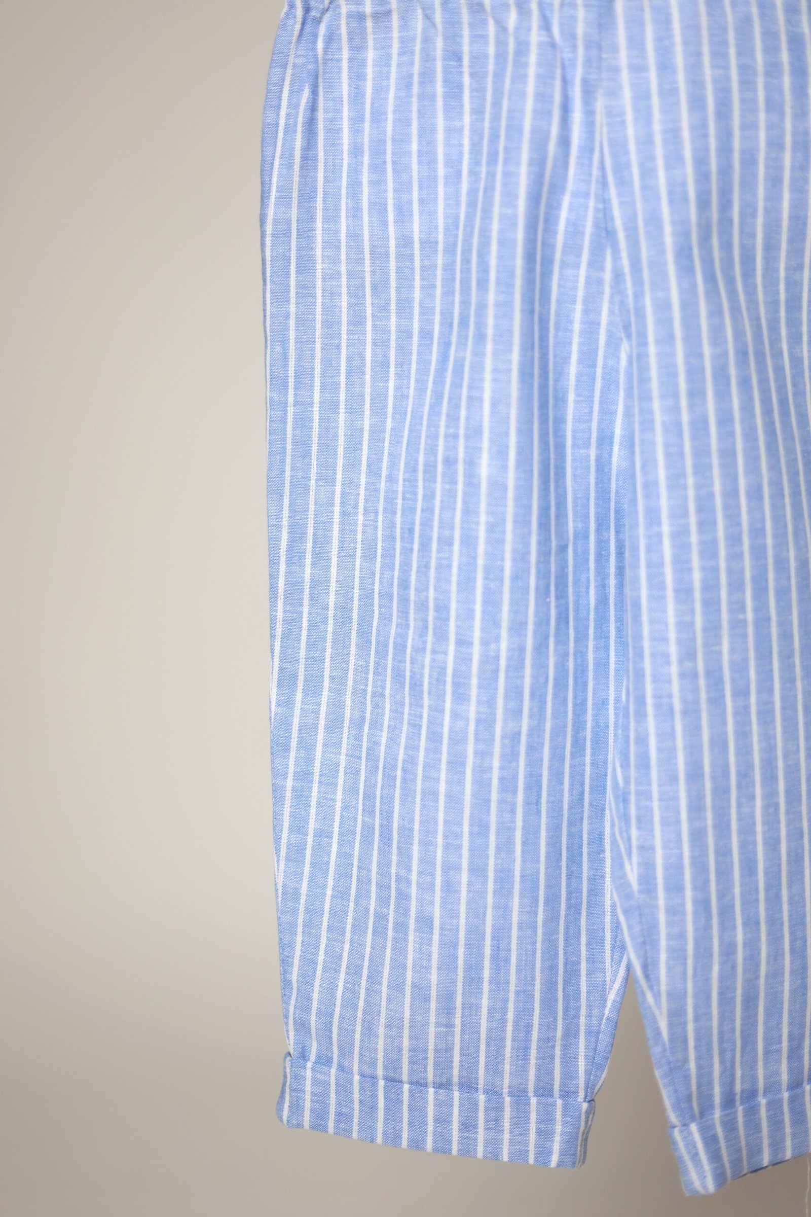 dryžuotos lininės kelnės