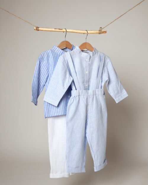 lininiai kostiumėliai vaikams