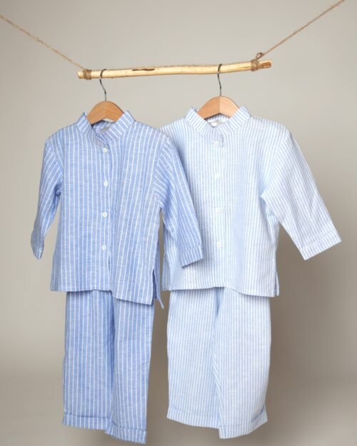 lininiai kostiumėliai