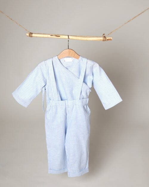 lininiai drabužiai vaukams