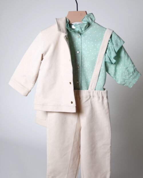 bambuko marškiniai ir velveto kostiumėlis vaikams