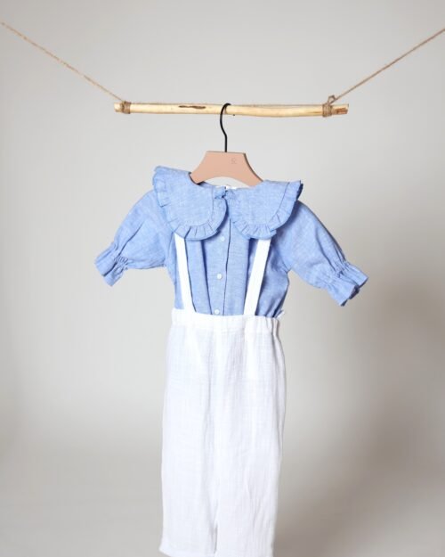 elegantiškas kostiumėlis mergaitei