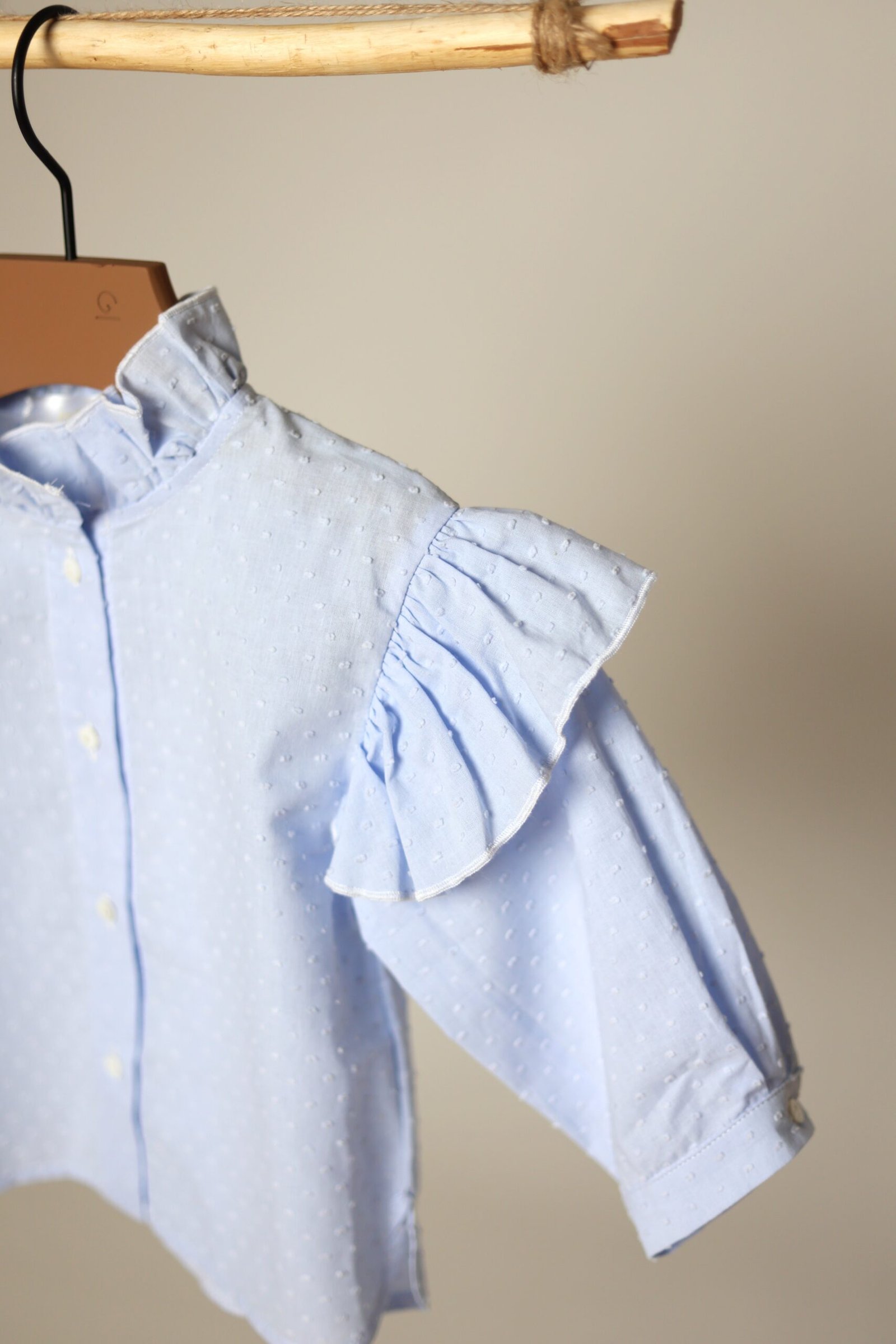 mergaitiški raukinukų marškiniai