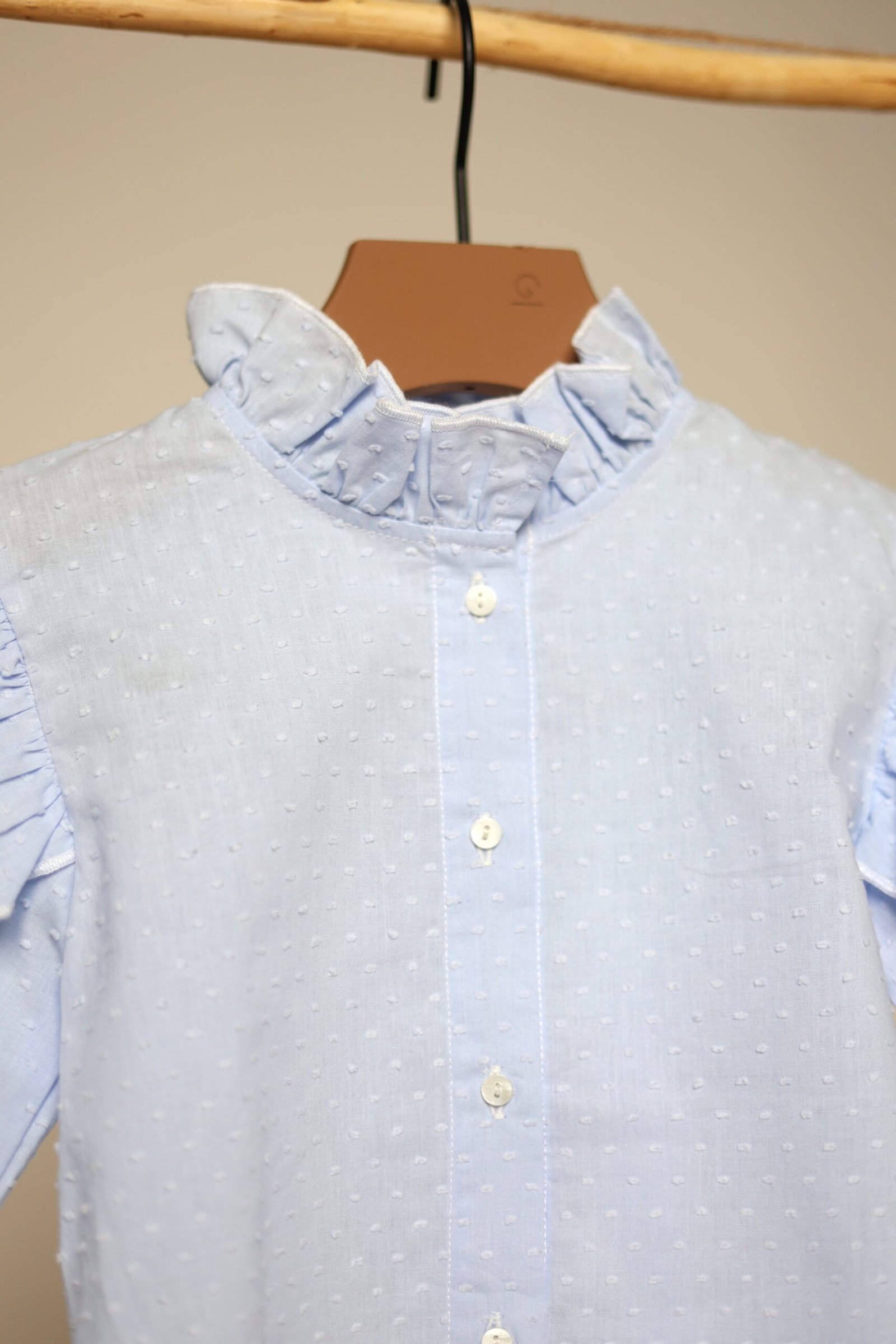 marškiniai su raukiniais mergaitei