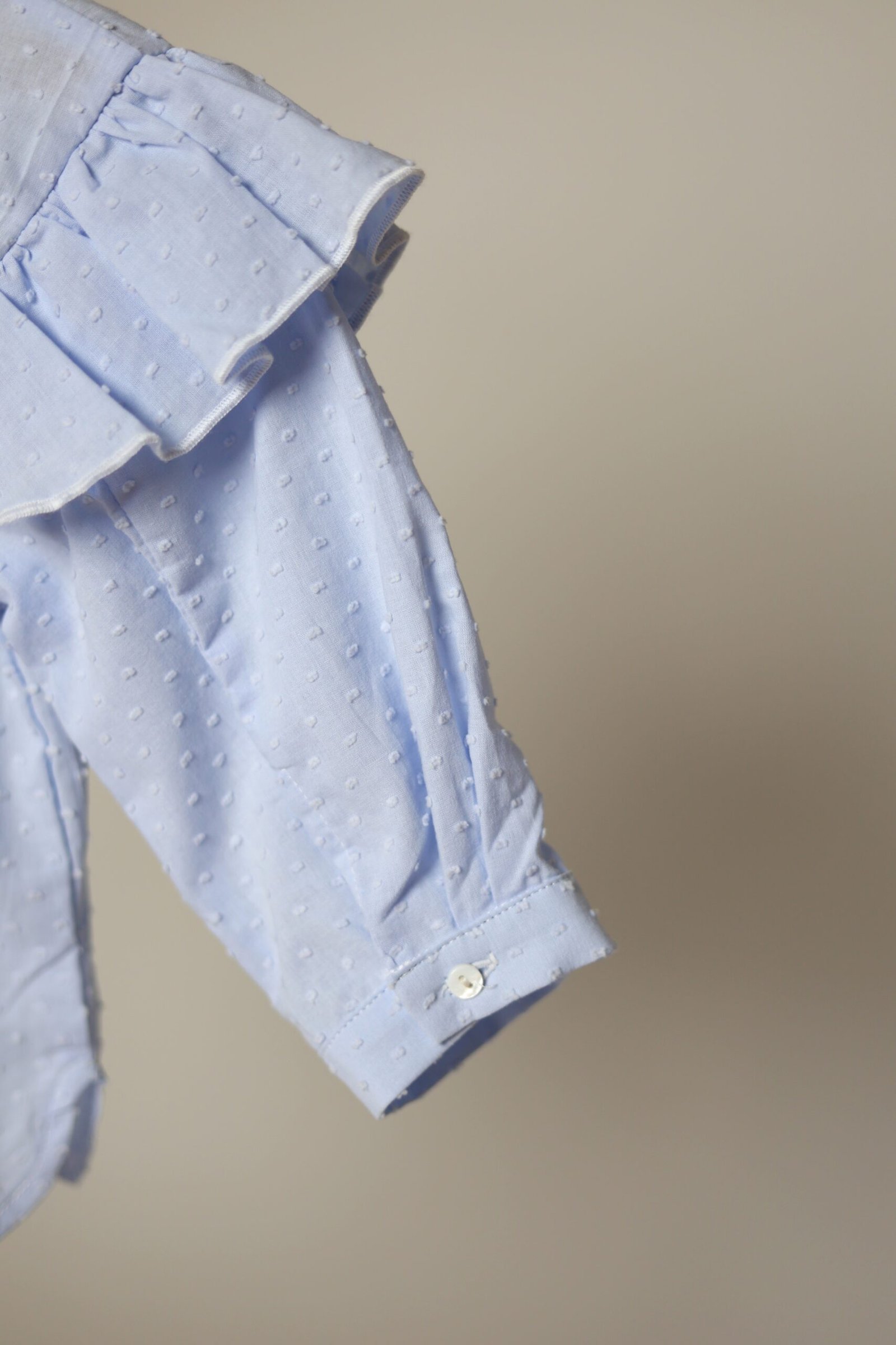 žydri marškiniai su apkykakle