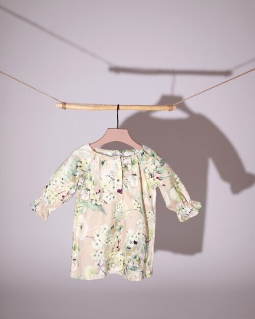 laisva suknelė mergaitei