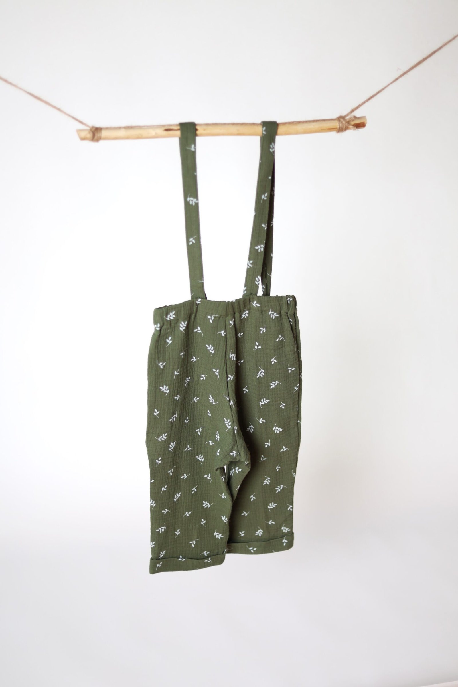 vaikiškos muslino kelnės