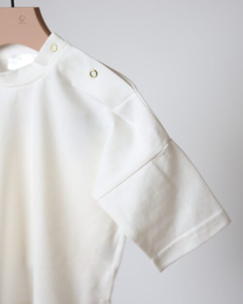 balti marškinėliai vaikams su užsegimu