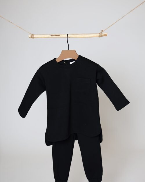 juodas komplektas vaikams