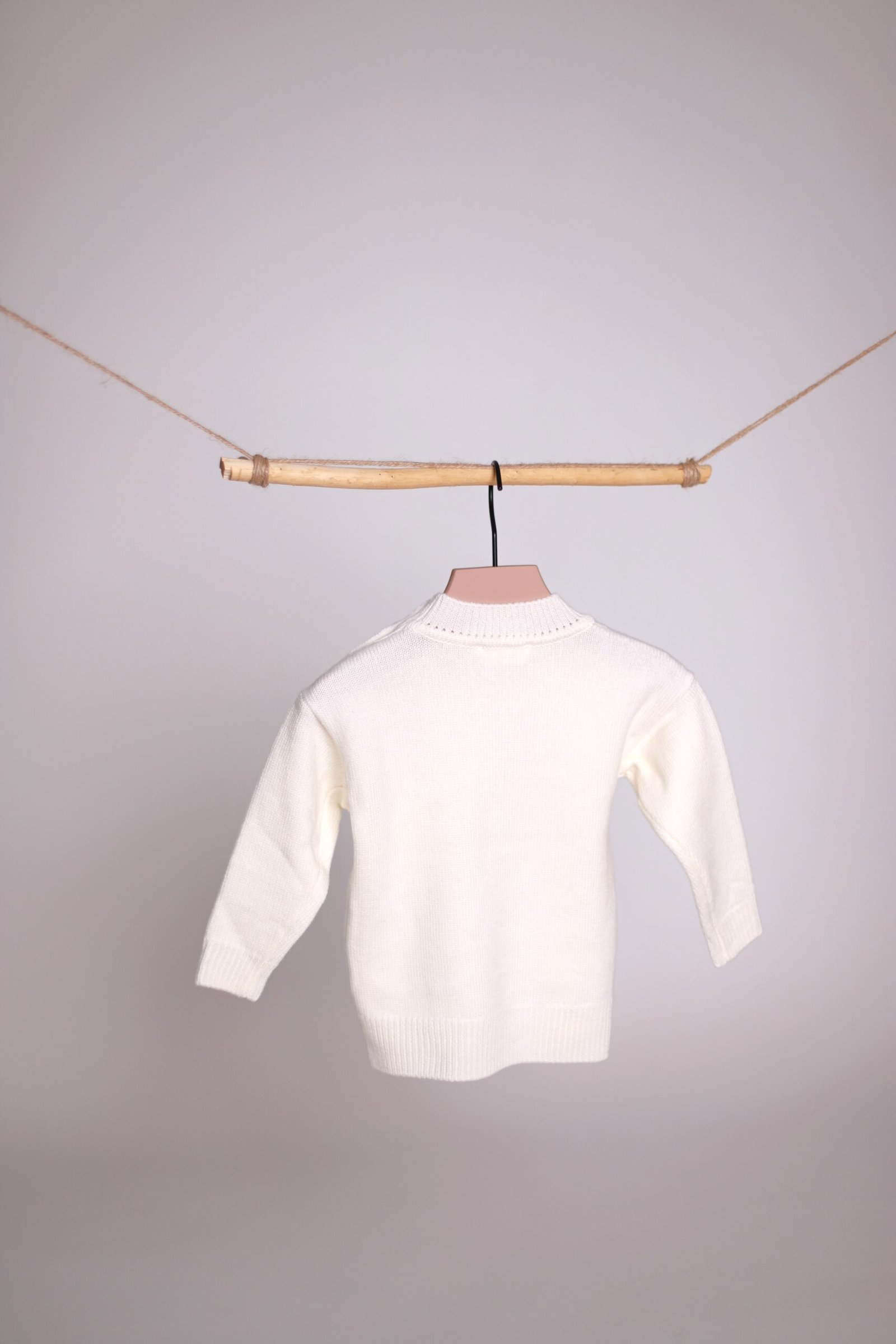 vaikiškas baltas merino vilnos megztinis