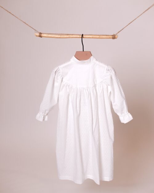 ilga mergaitiška suknelė