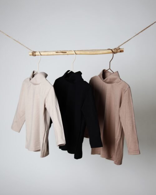 vaikiški marškinėliai su kaklu