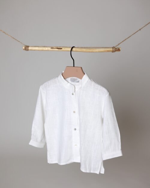 balti lino marškiniai