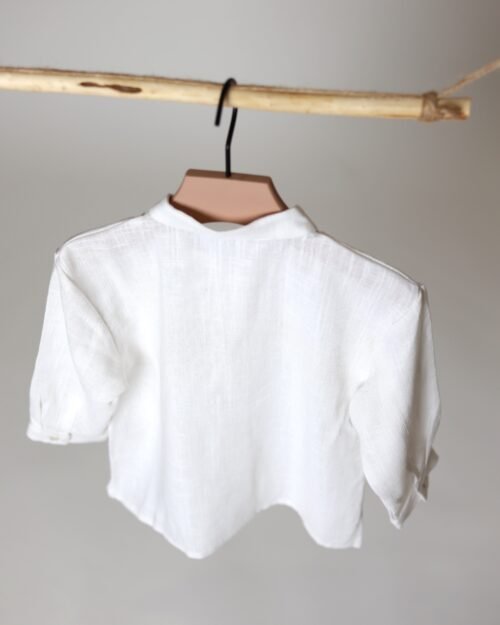 balti lininiai marškiniai vaikams