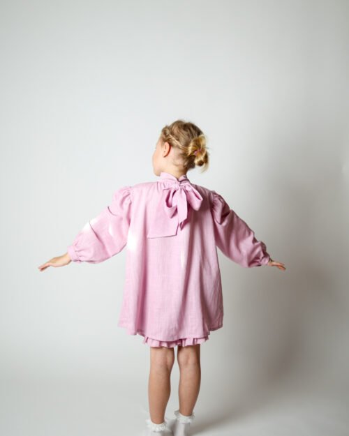 rožinis lino kostiumėlis