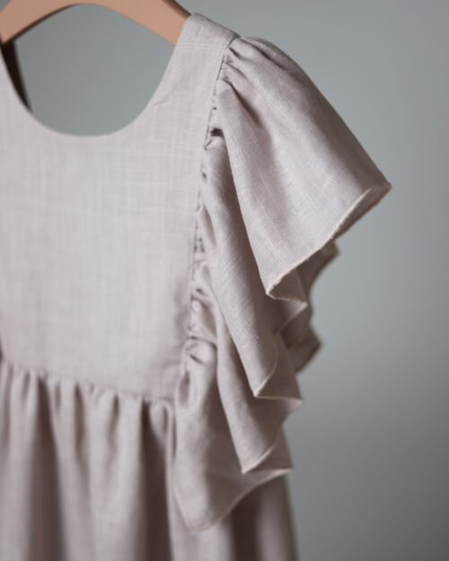 mergaitiška lininė suknelė
