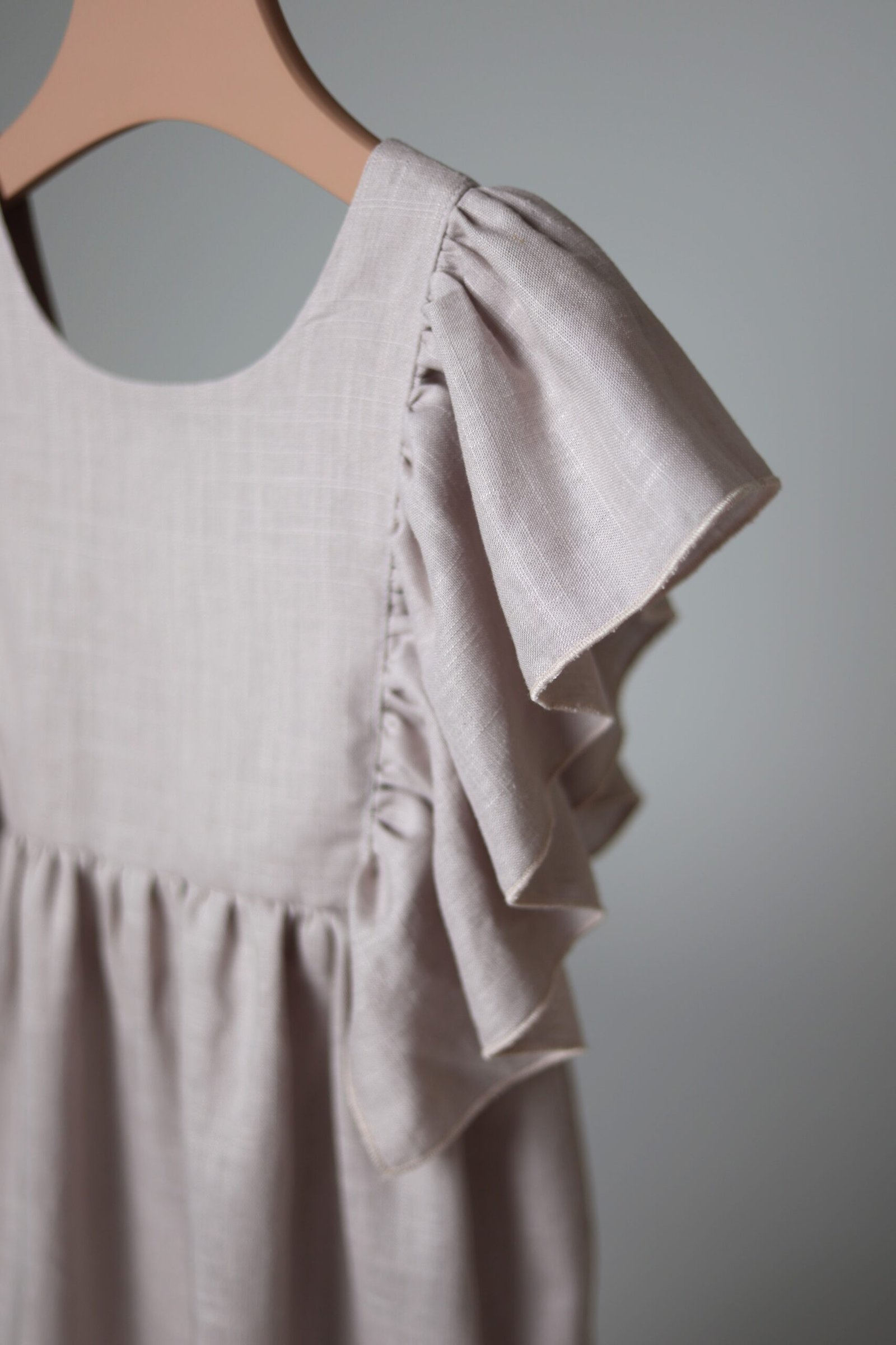 mergaitiška lininė suknelė