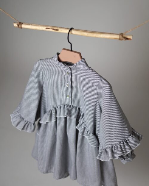 dryžuota mergaitiška suknelė