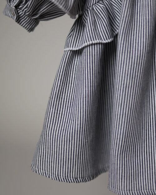 vaikiška suknelė su raukiniais