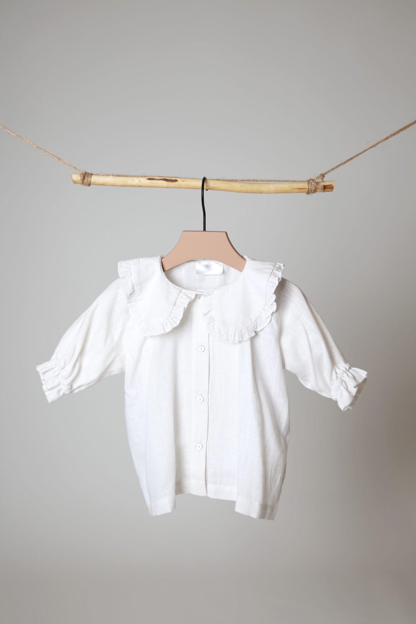 lininiai marškiniai su raukiniais mergaitei