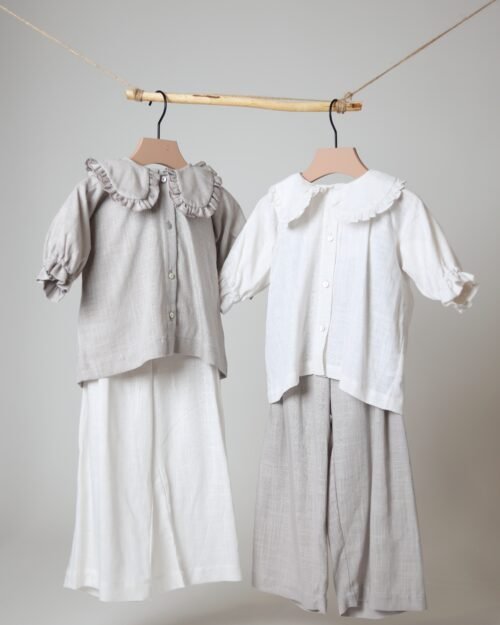 vaikiški lino kostiumėliai
