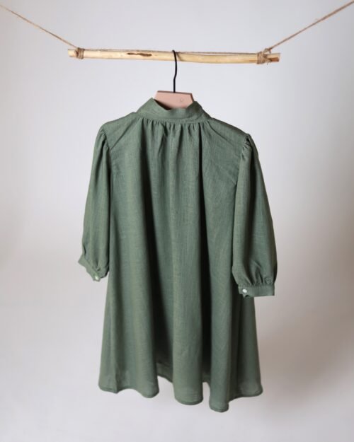 žalia lino suknelė mergaitei