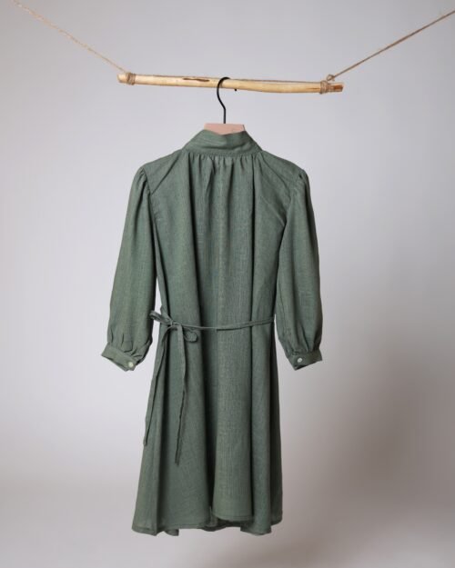 mergaitiškos lininės suknelės