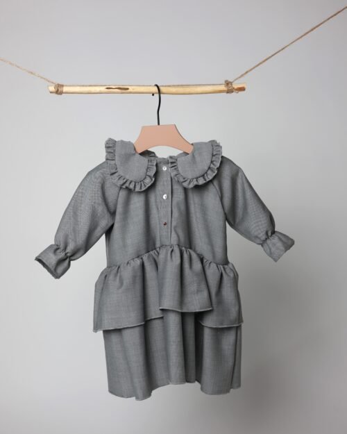 suknelė su raukiniais mergaitei