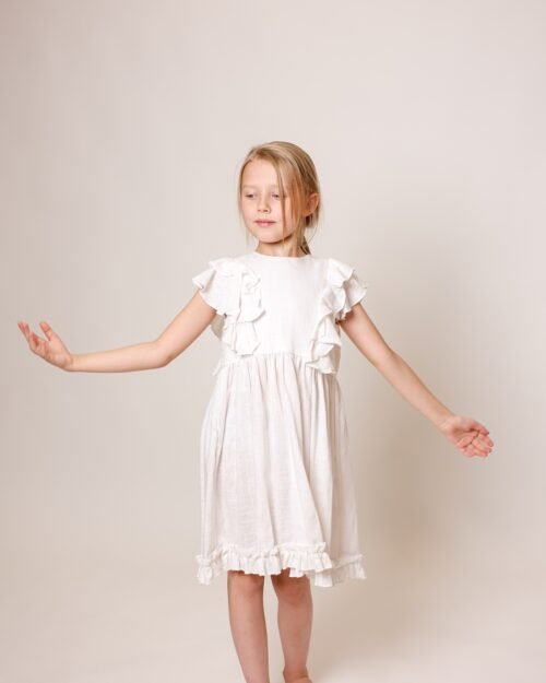 lininės suknelės mergaitėms